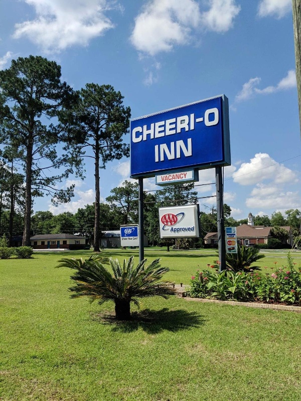 Cheerio Inn - Glennville image 11